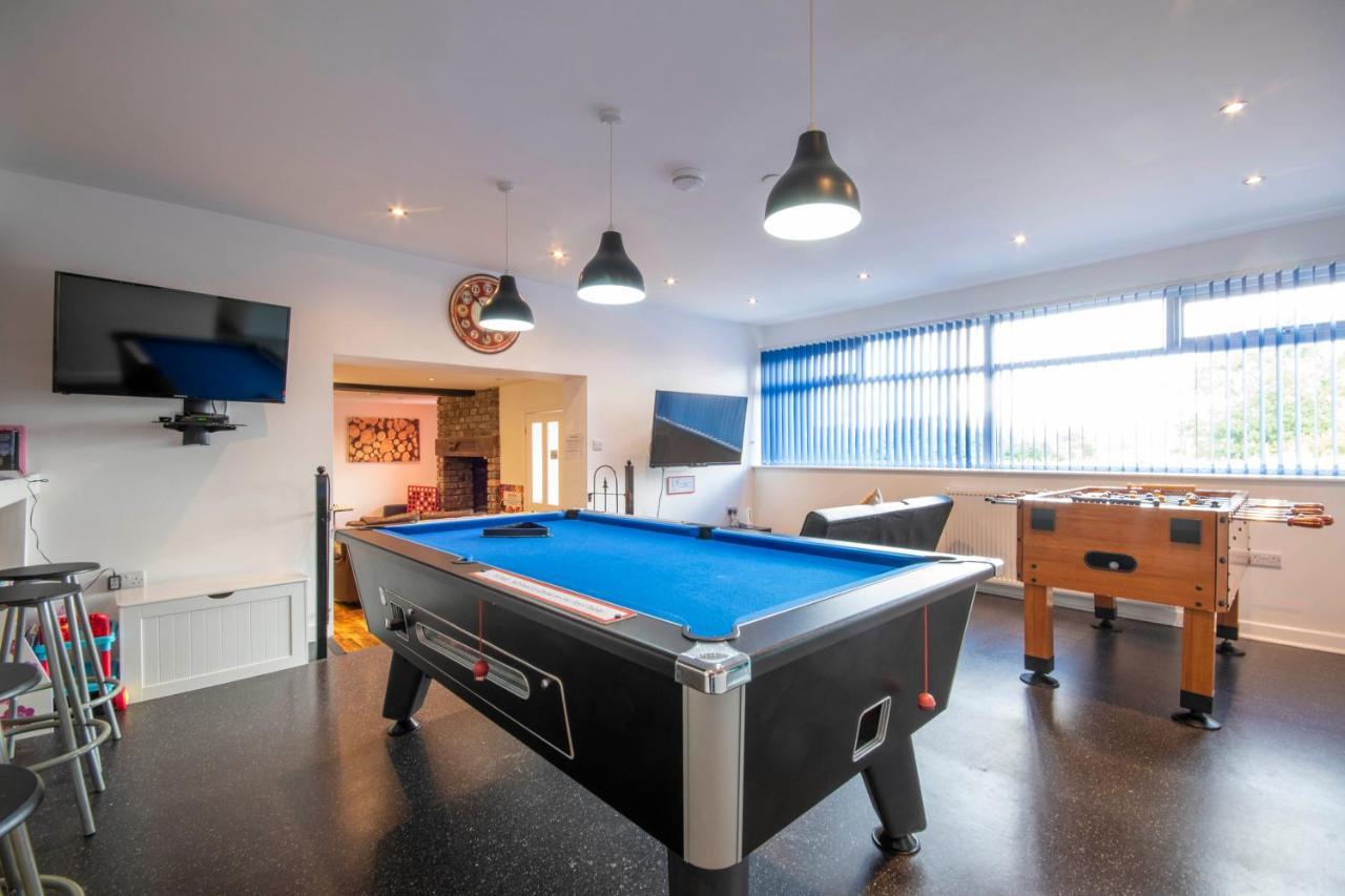 Welsh Row House Apartment Llandegla Bagian luar foto