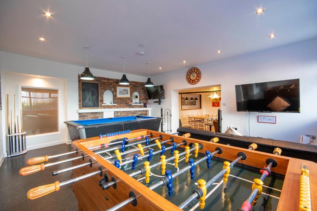 Welsh Row House Apartment Llandegla Bagian luar foto