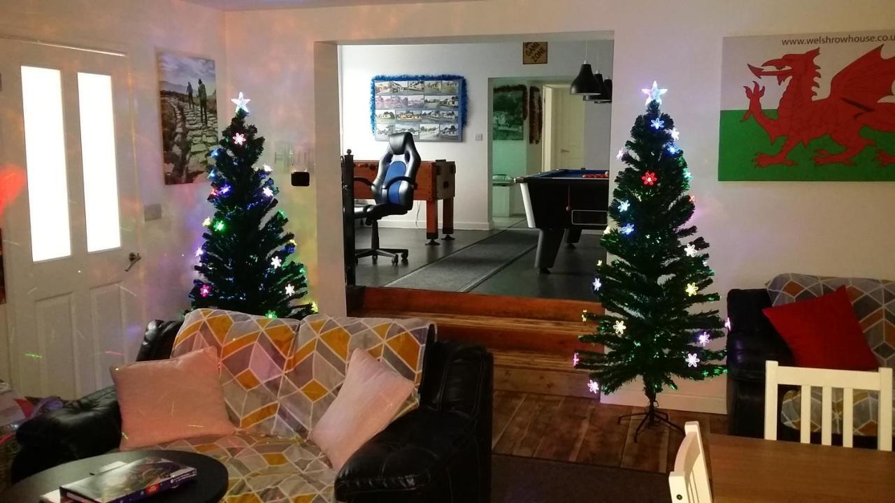 Welsh Row House Apartment Llandegla Bagian luar foto