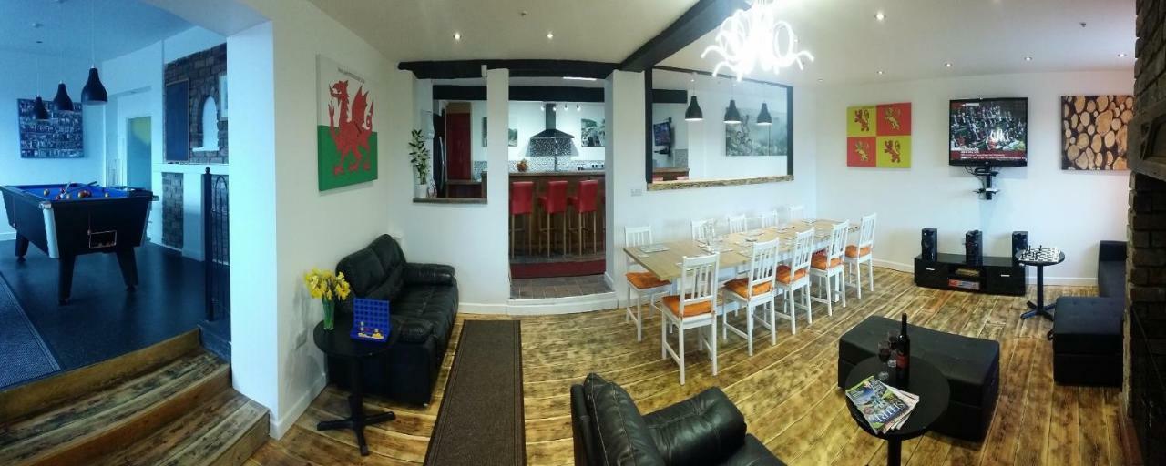 Welsh Row House Apartment Llandegla Bagian luar foto